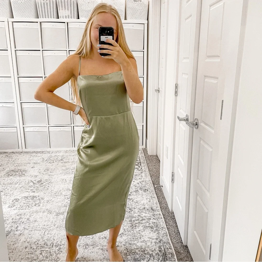 NEW Reformation Oaklie Strap Silk Midi Slip Dress Artichoke - Picture 1 of 9